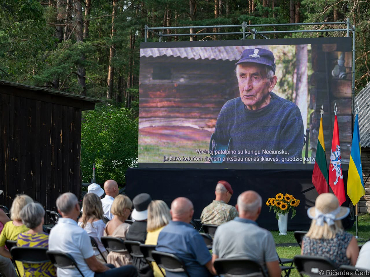 Renovuotos Partizanų vadavietės atidarymas