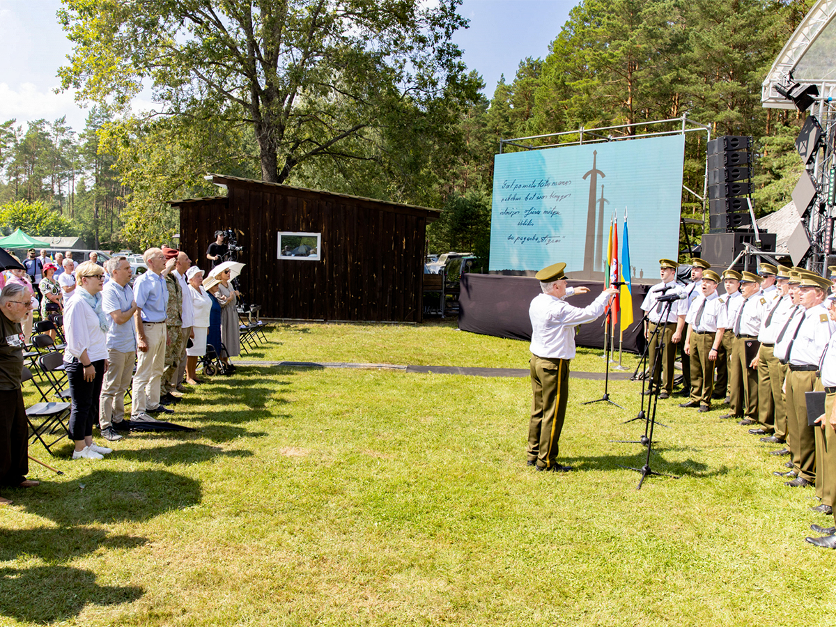 Renovuotos Partizanų vadavietės atidarymas